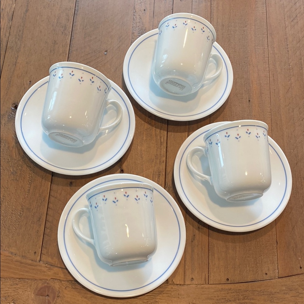 Vintage Corningware Teacups Set
